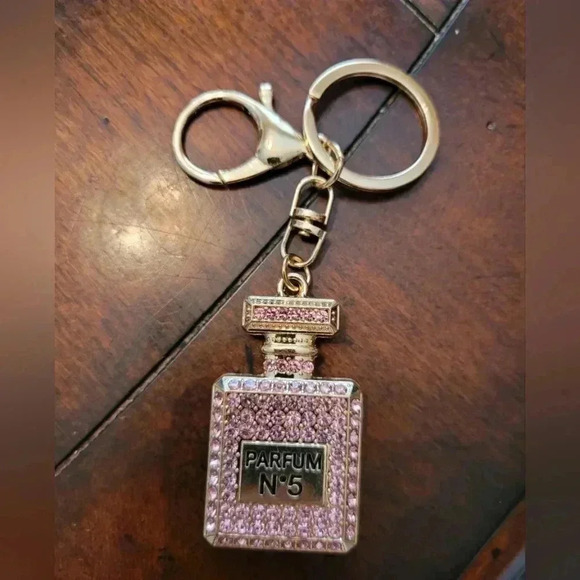 COPY - Parfum N°5 Pink bag charm - Picture 4 of 4